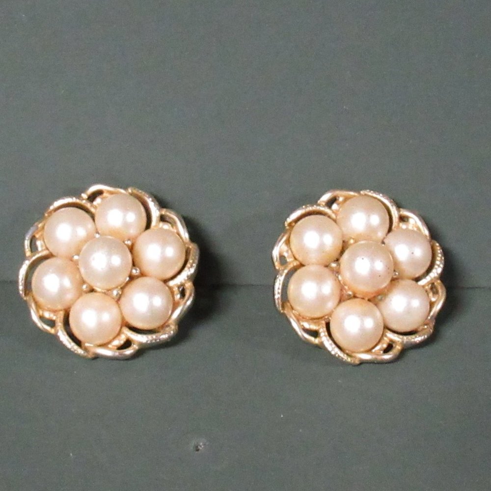 Vintage Coro Faux Pearl & Gold Clip Earrings